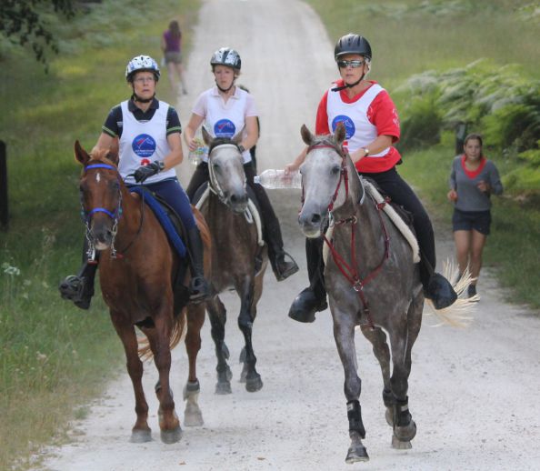 Bernadette Bonnel avec Loustic des Dulys, Veronique Pinault avec Radonesik Armor et Evelyne Bouyé  avec Qualsik Charriere 