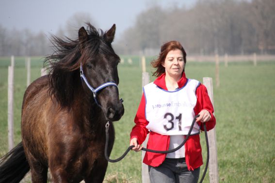 Laetitia Nicaise avec Suerte, gagnante de la 20 km club 2