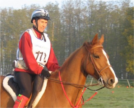 Dominique Dupont premiere du classement Amateur 1 grand Prix (90 km vitesse libre), avec O‘Kannan du Roc Noir