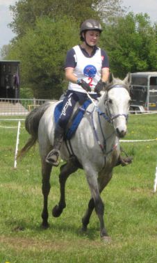 Lea Sadoun avec Koheilan Bandita de l‘Ecurie de Minuit, gagnante de la 90km vitesse libre.